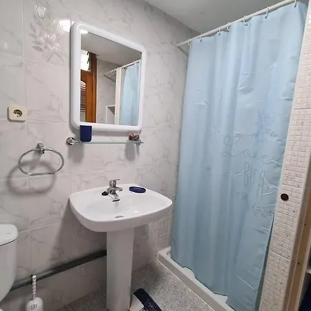 Apartamento Luminoso A Pocos Minutos De La Playa. Appartamento *
